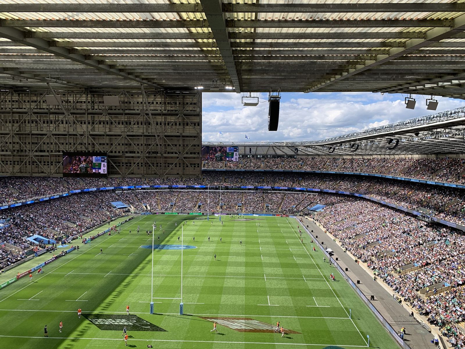 Twickenham Stadium full for a rugby final
